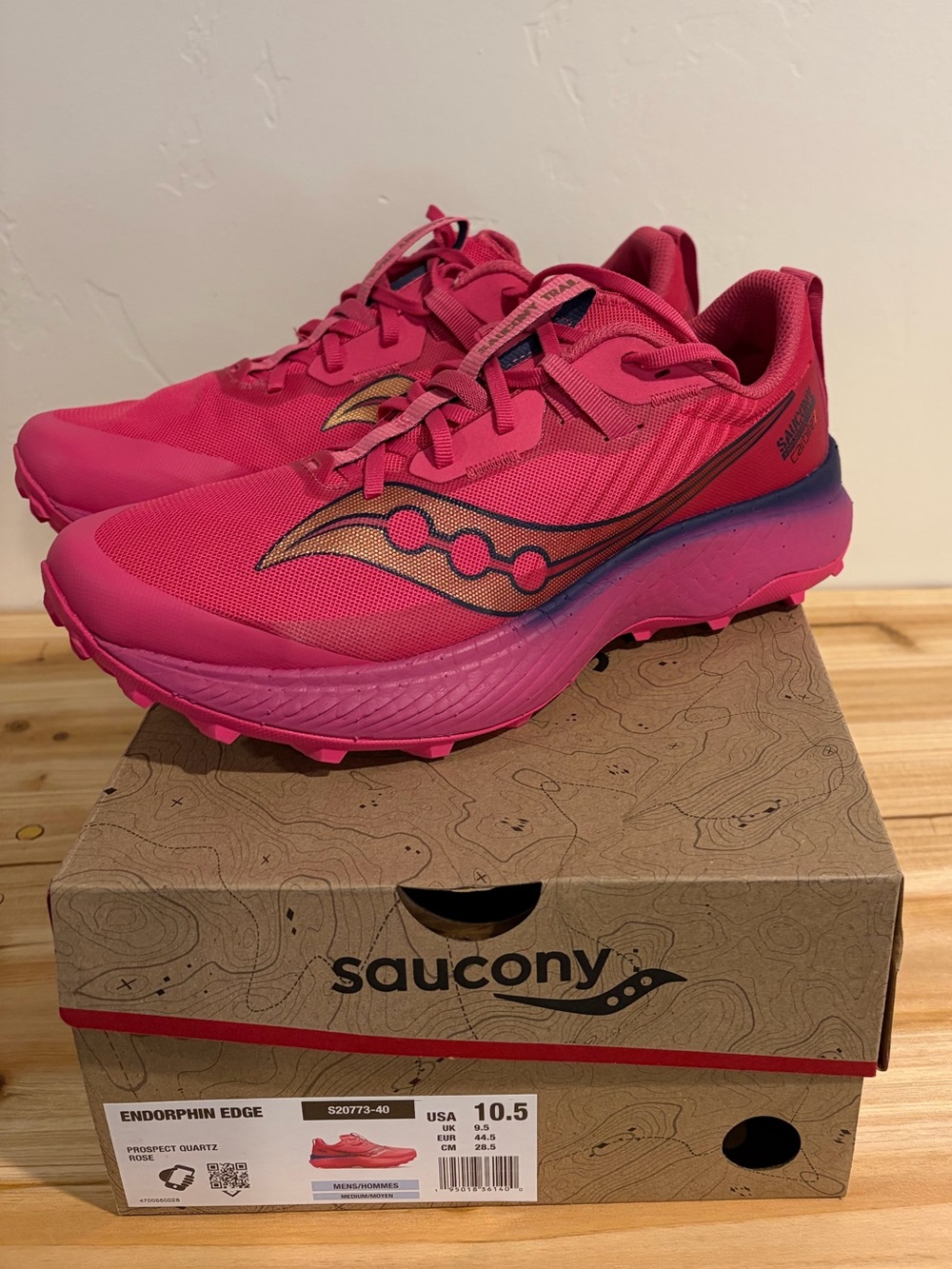 Saucony Endorphin Edge trail runners